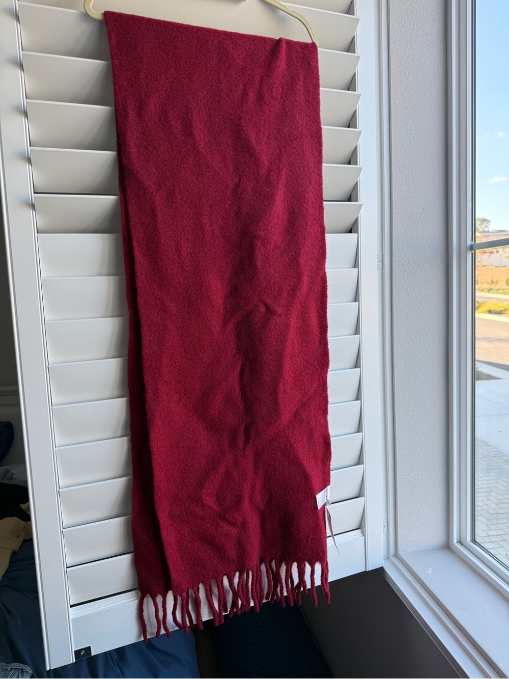 Uniqlo Red Fringe Chunky Scarf